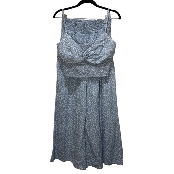 American Eagle Outfitters Other - AE floral smocked wide leg pant and cami matching set